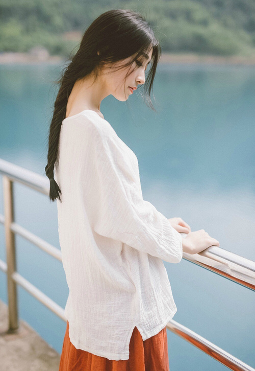 九游游戏中心官网-巴萨前锋低迷，球队火力不足遭遇连败，巴萨引援前锋